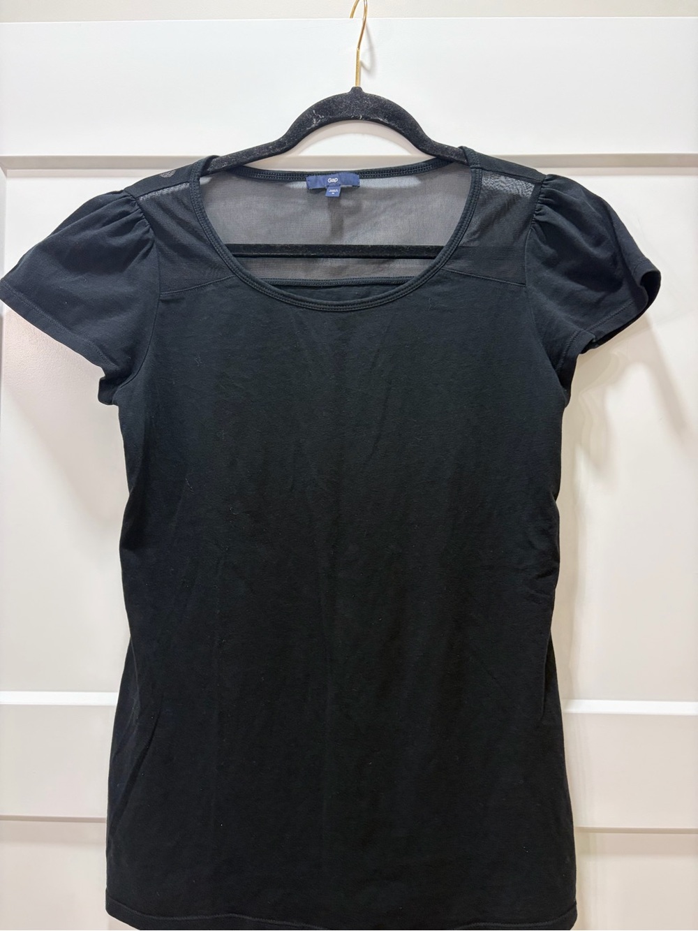 Gap Chic Slim Fit Wardrobe Capsule Black Sheer-Yoke Puff Sleeve Women's Top - Picture 2 of 5